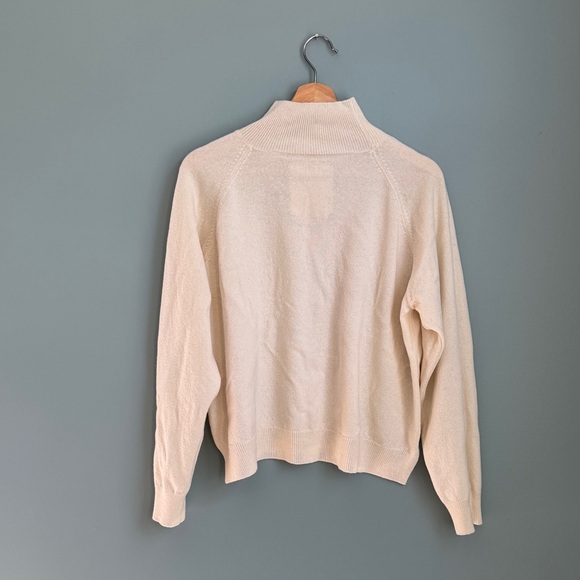 Cordera Sweater - Picture 4 of 6